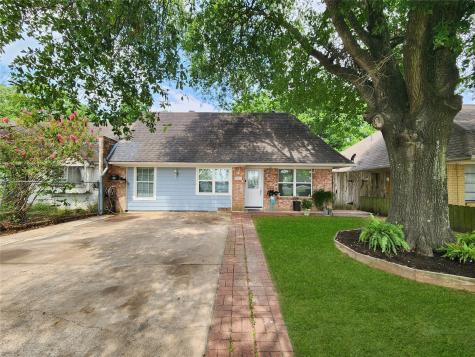 12519 W Hardy Road Houston TX 77037