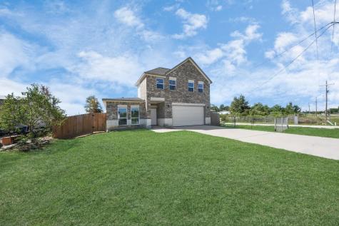 1189 County Road 5100 Cleveland TX 77327