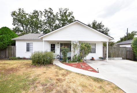 158 E Sunnyside Street Houston TX 77076