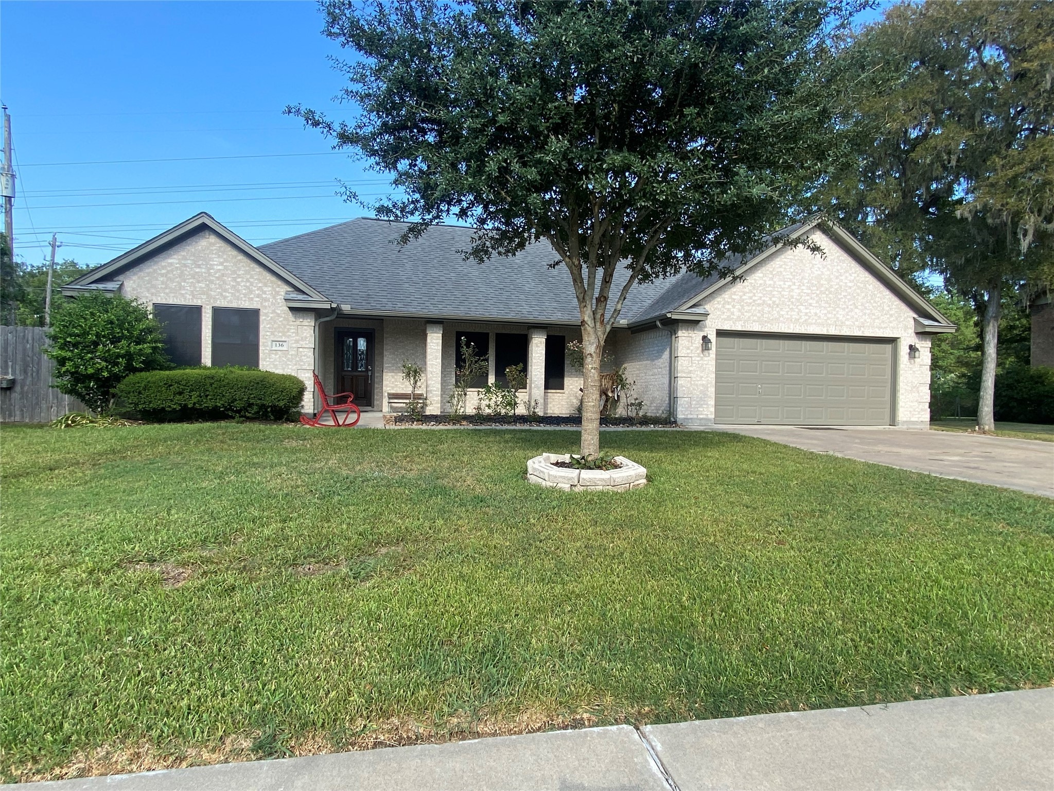 136 Sugar Cane Circle Lake Jackson TX 77566