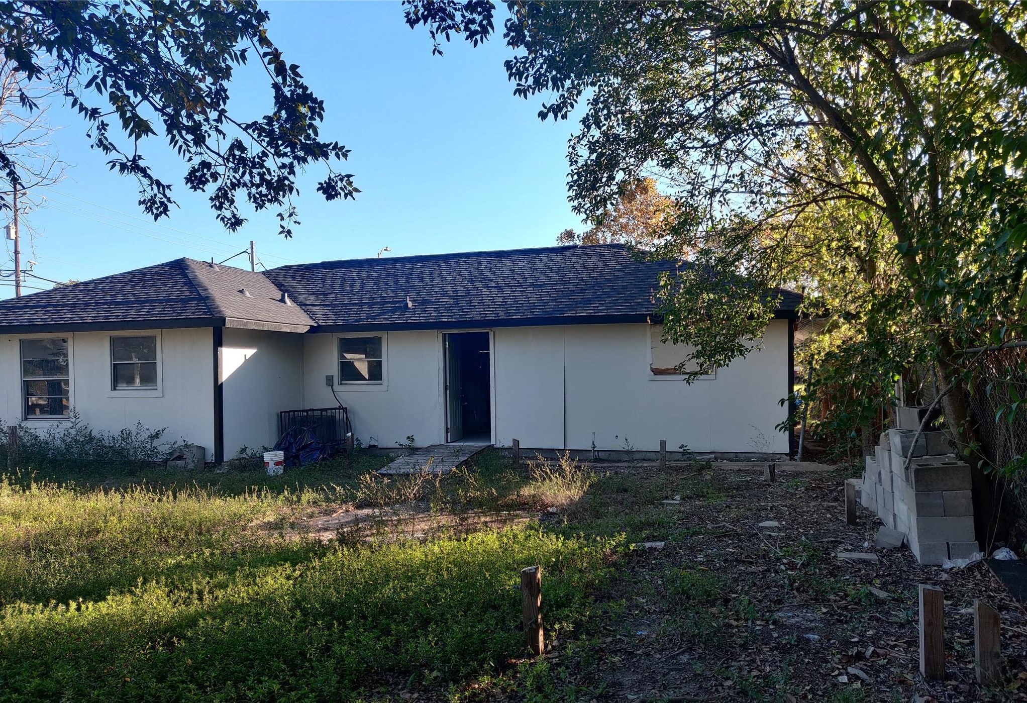 5783 Bellfort Street Houston TX 77033