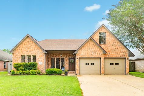 114 Zinnia Street Lake Jackson TX 77566
