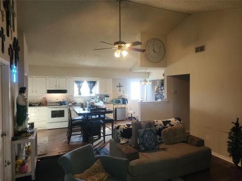 42 Country Oaks Street Brazoria TX 77422