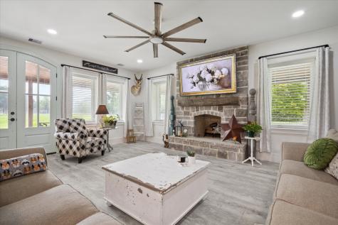 3233 Tower Road Santa Fe TX 77517