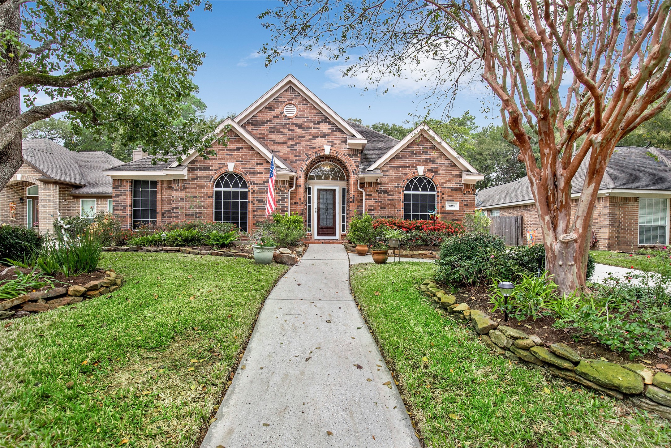 1919 Red Magnolia Court Kingwood TX 77339
