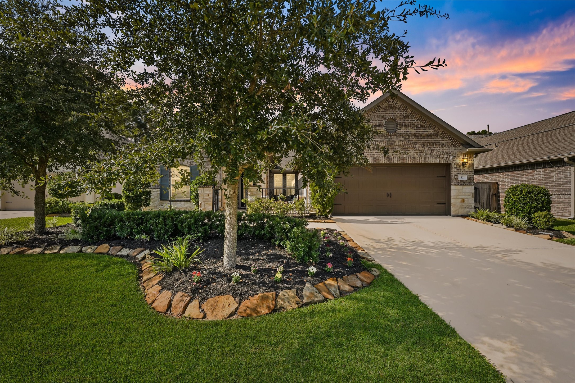 12 S Sandbells Park Lane Montgomery TX 77316