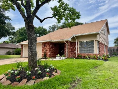 15326 Lindita Drive Houston TX 77083