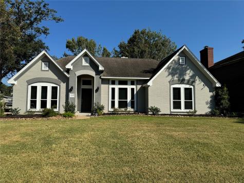 110 Portulaca Street Lake Jackson TX 77566