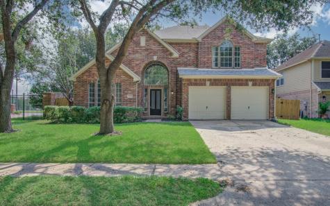 1303 Sandpiper Court S Pearland TX 77584