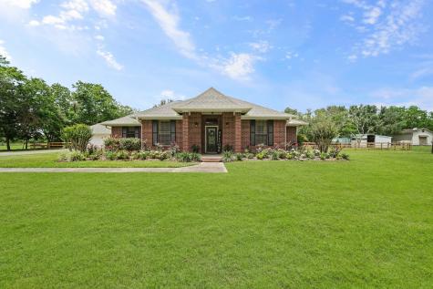 1037 County Road 147 Alvin TX 77511