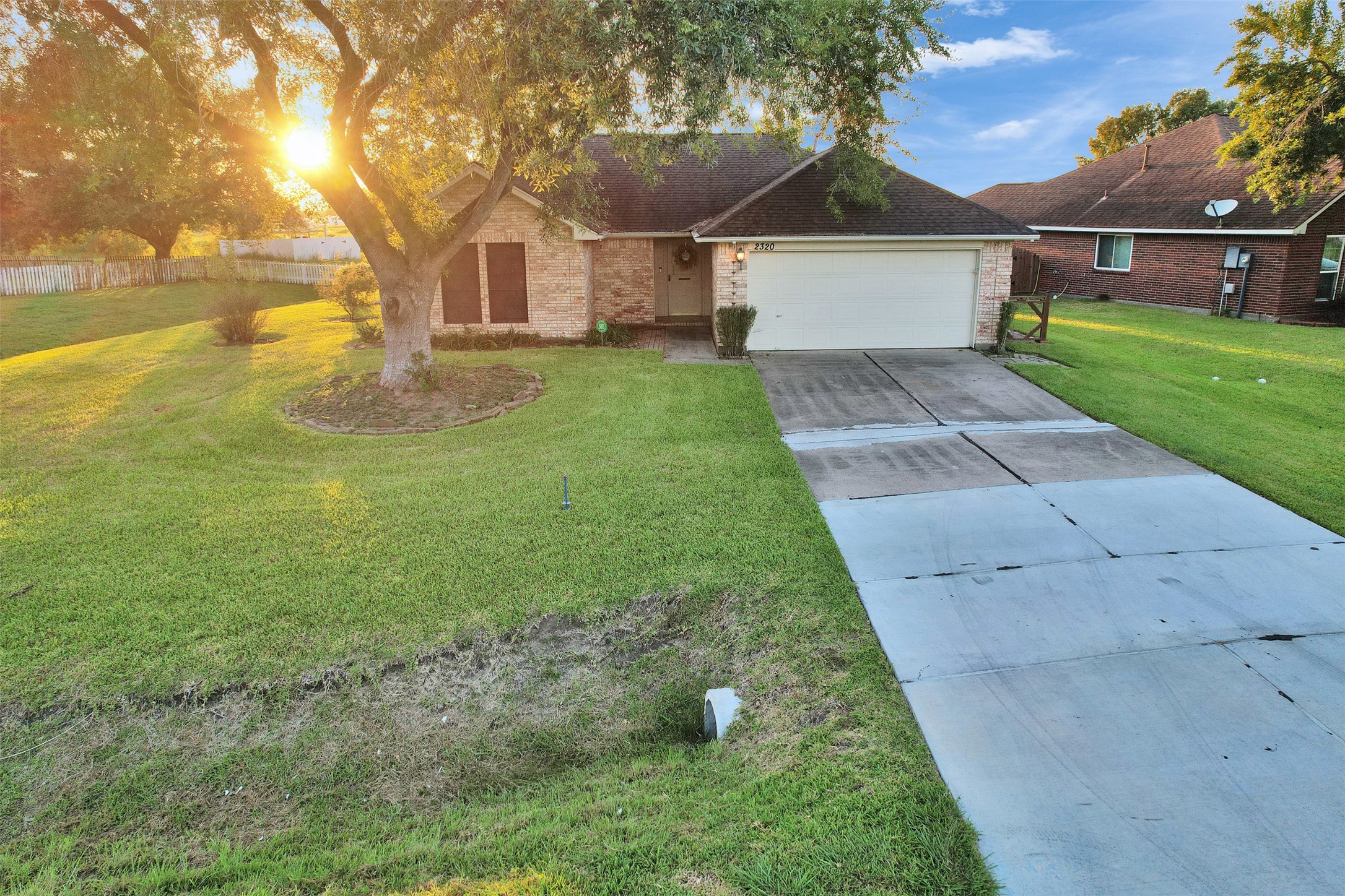 2320 Caroline Street Dickinson TX 77539