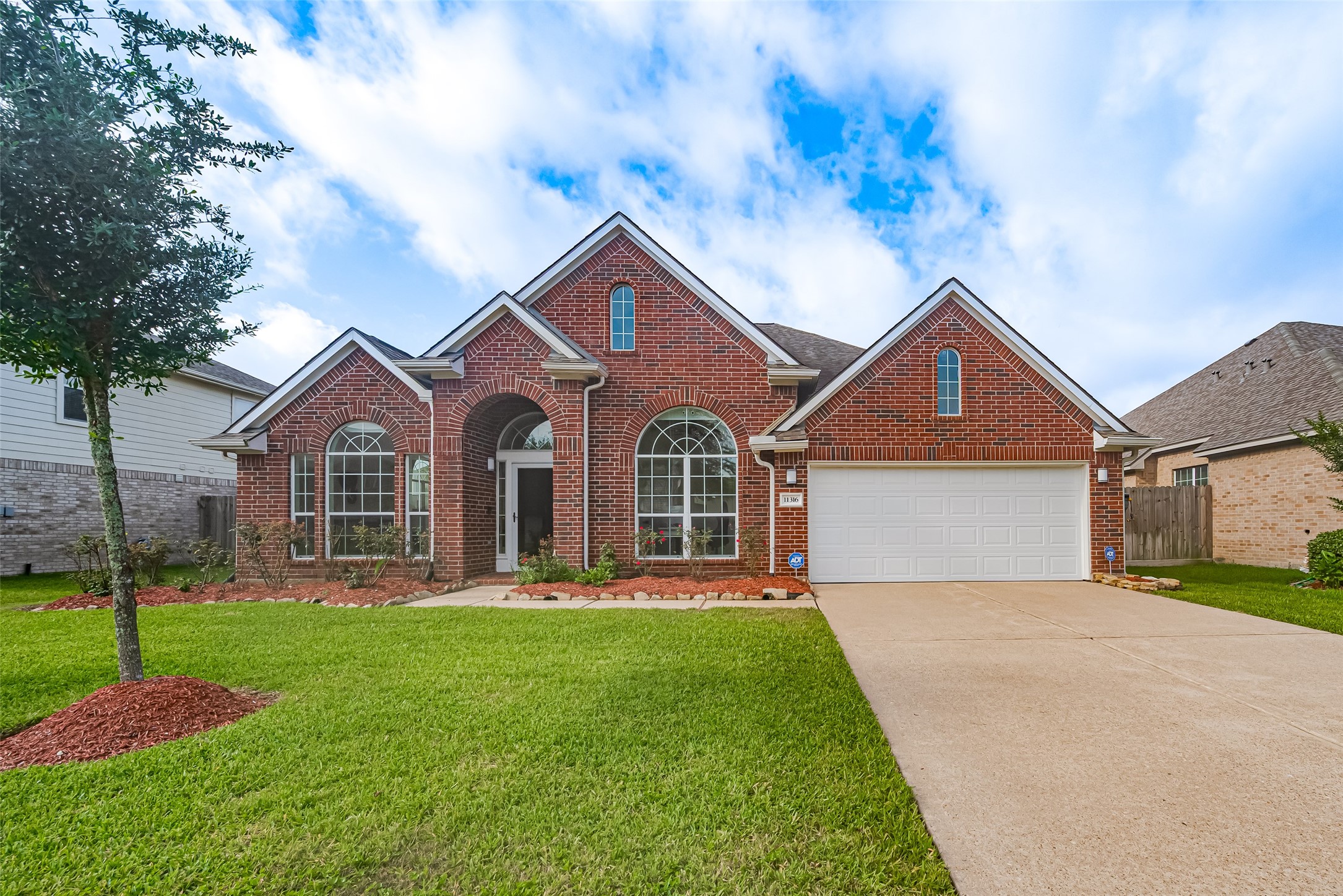 11316 Misty Morning Street Pearland TX 77584