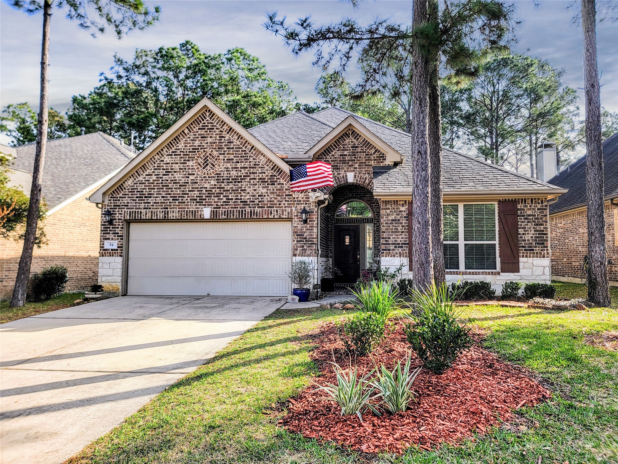54 N Whistling Swan Place Spring TX 77389