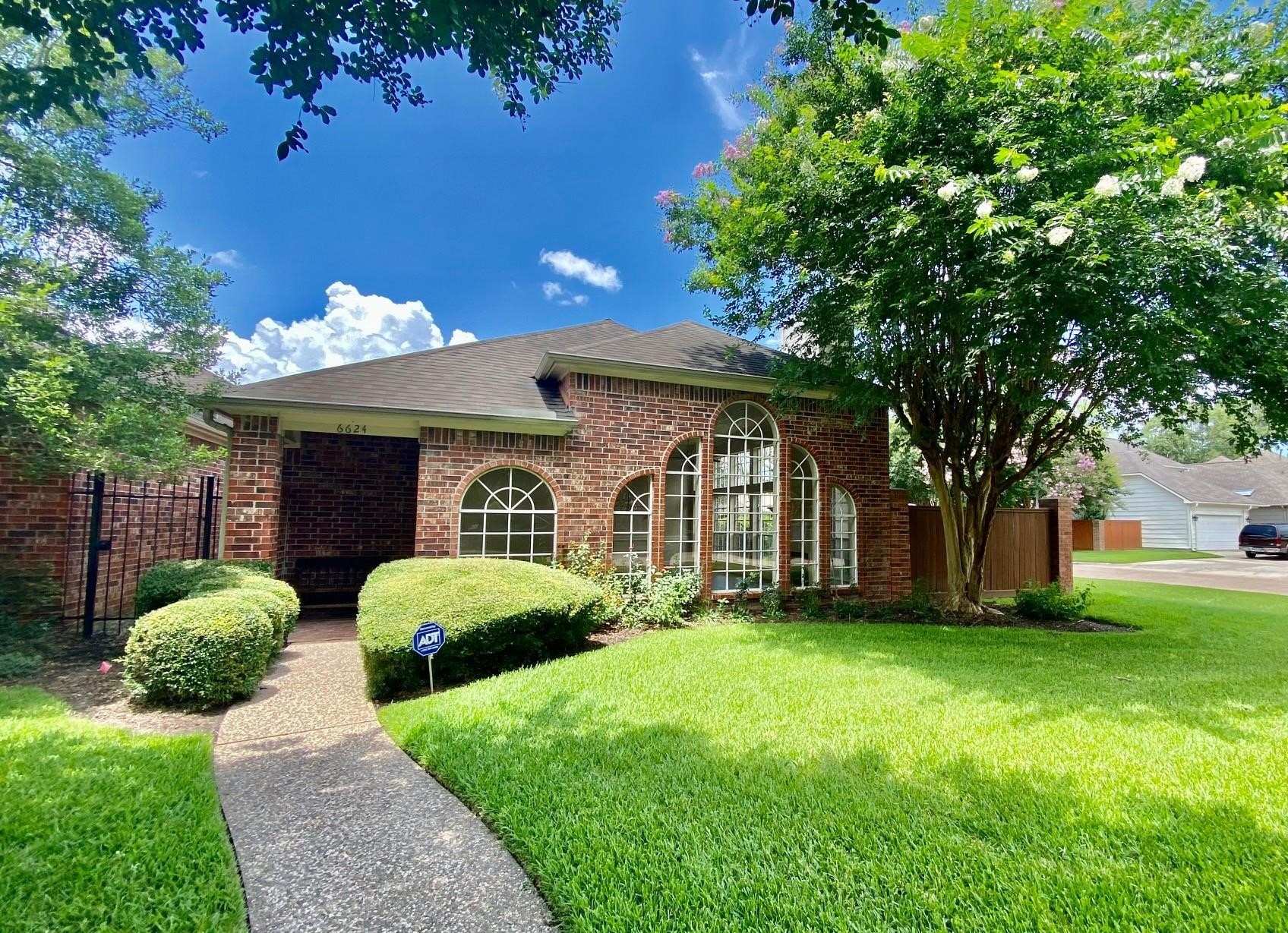 6624 Queensclub Drive Houston TX 77069