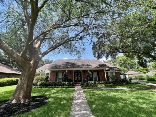 406 Forest Drive Lake Jackson TX 77566