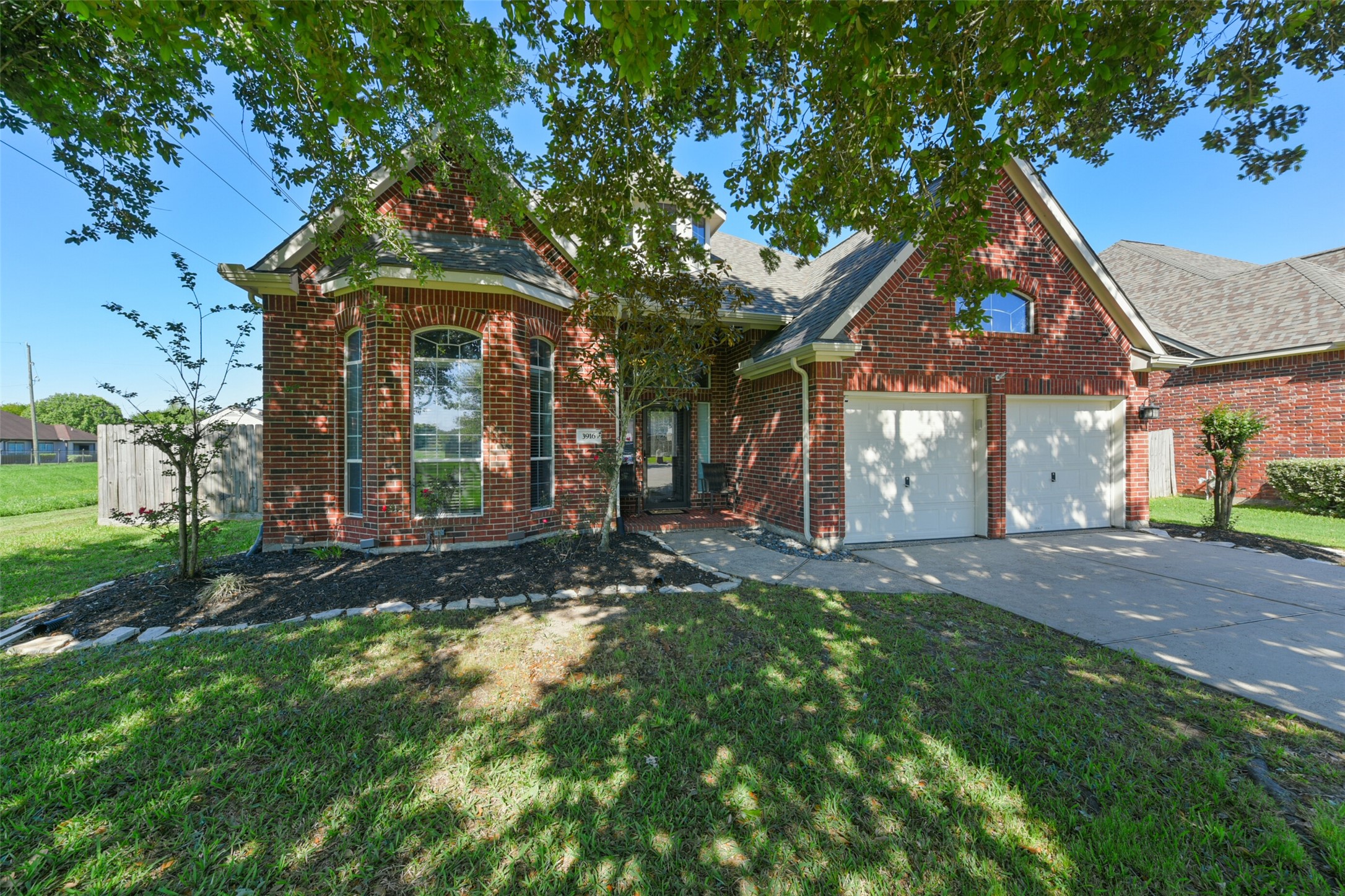 3916 Conroe Lake Court Pearland TX 77581