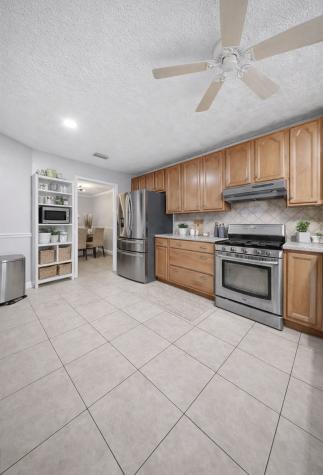 7415 San Simeon Drive Houston TX 77083