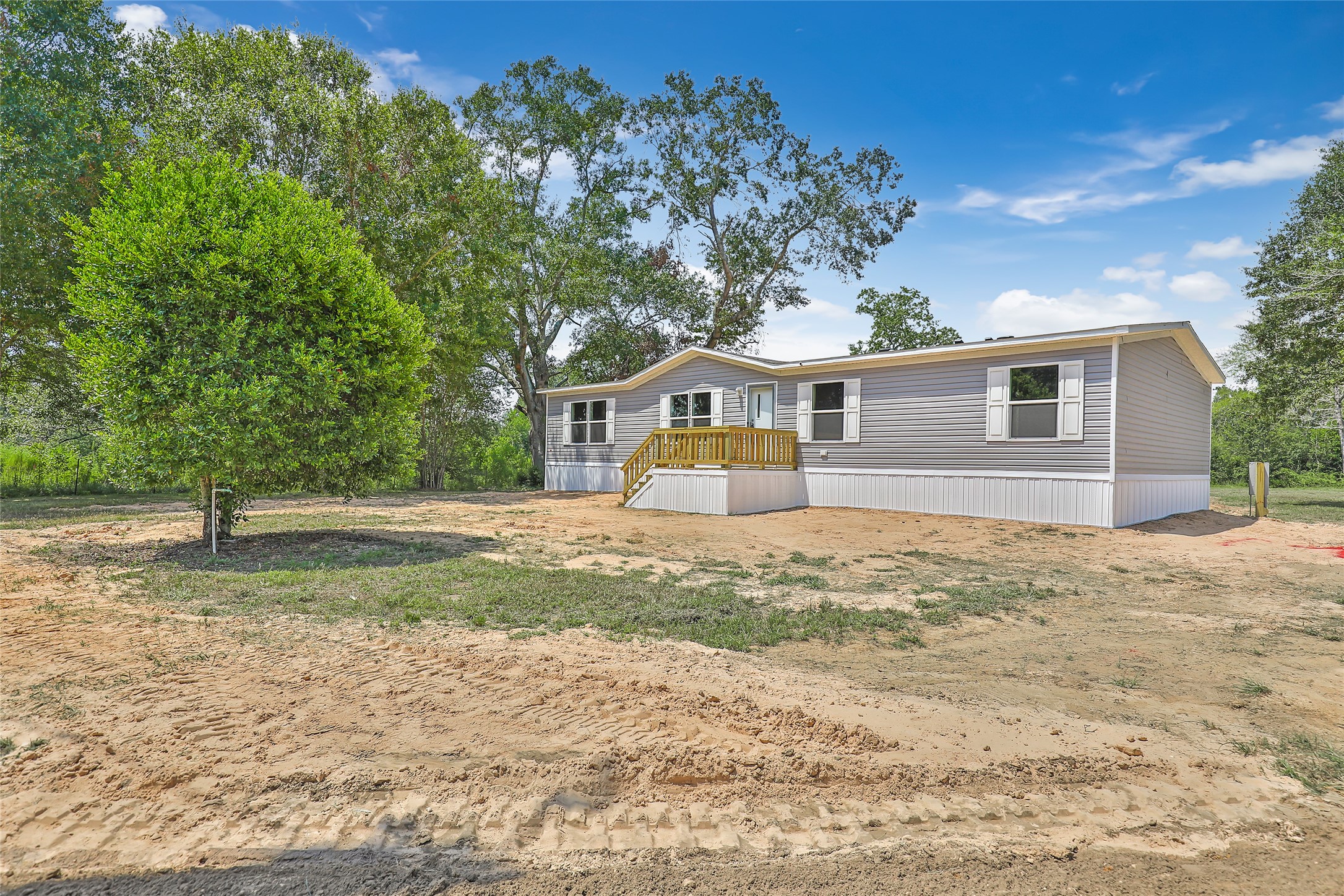 167 County Road 2273 Cleveland TX 77327