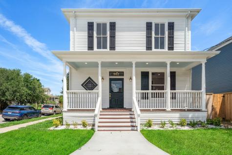 902 9th Street Galveston TX 77550
