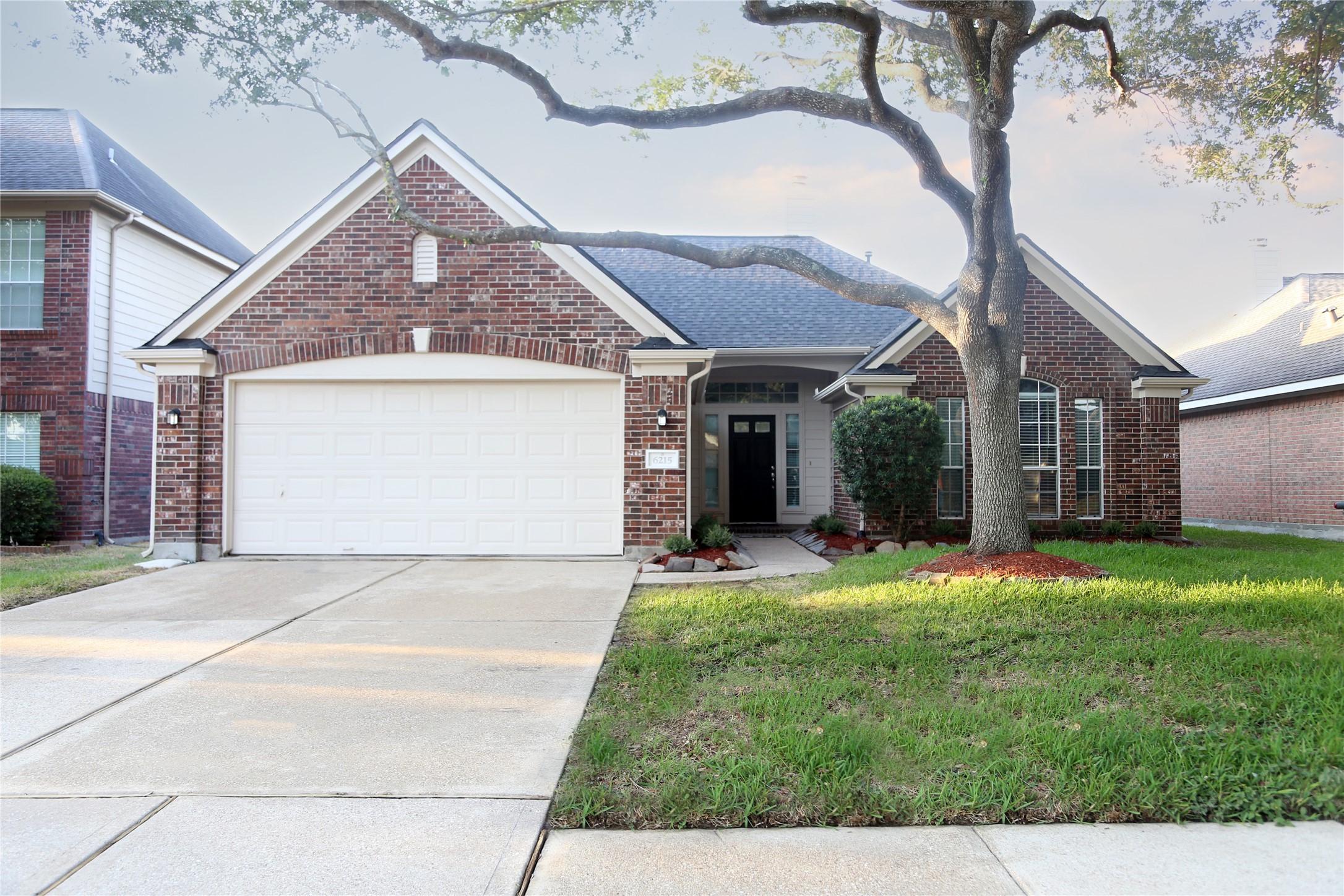 6215 Saint Andrews Drive Pasadena TX 77505
