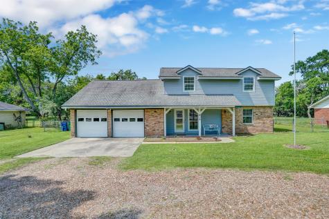 816 W Mulberry Street Angleton TX 77515