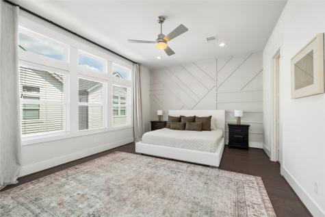808 Woodcrest Drive A Houston TX 77018
