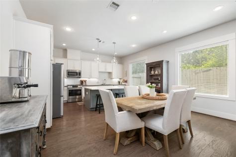 808 Woodcrest Drive A Houston TX 77018