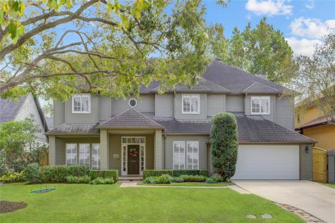 4613 Locust Street Bellaire TX 77401