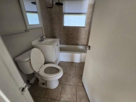 5 Lanes End Street Baytown TX 77520