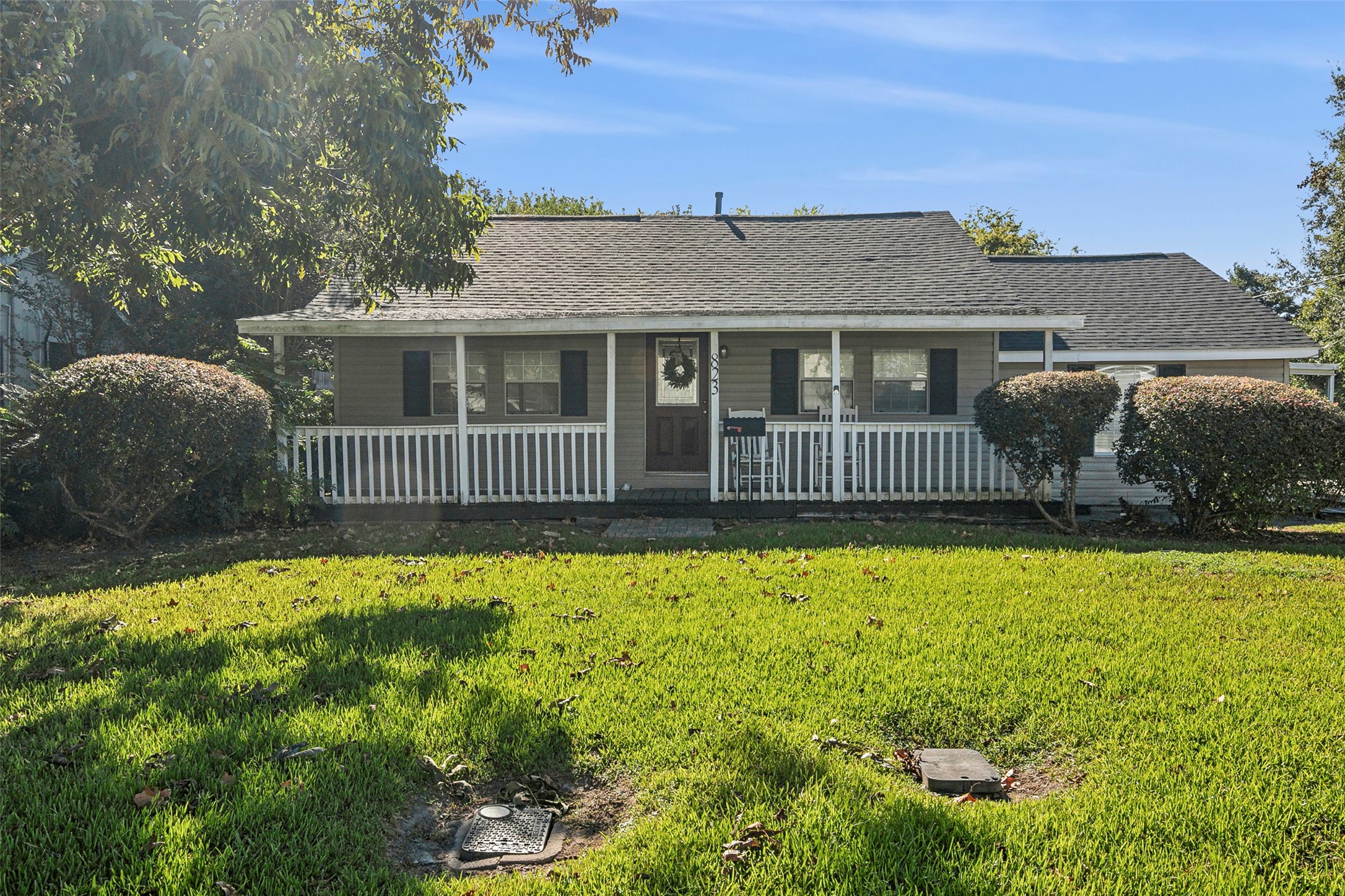823 Boston Avenue Nederland TX 77627