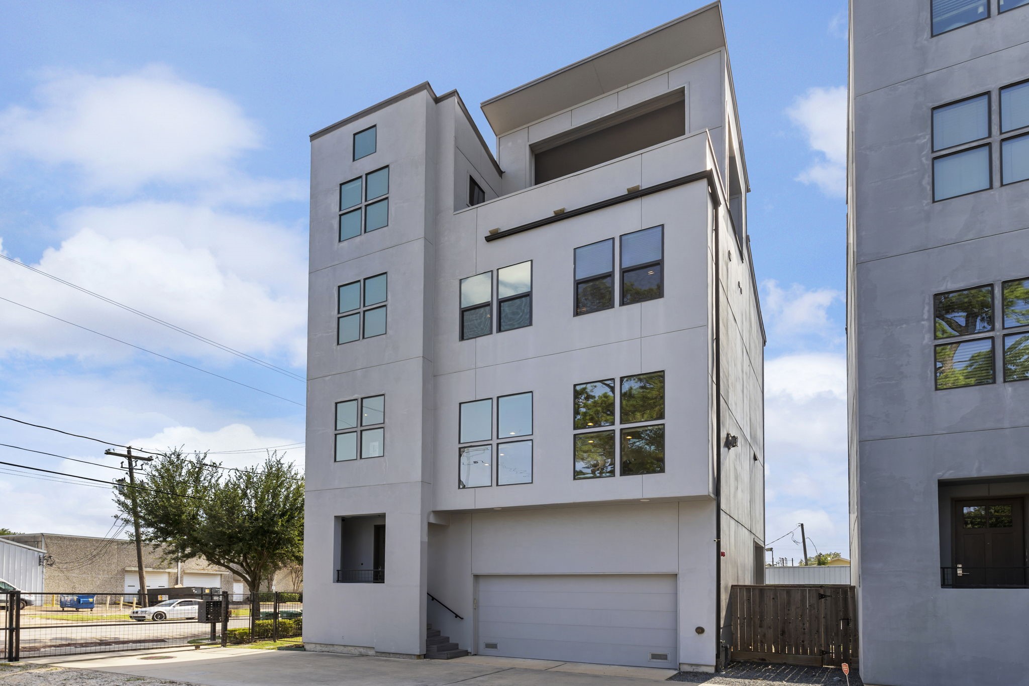 1611 W 22nd Street F Houston TX 77008