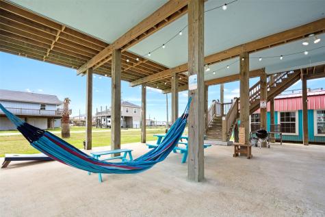 965 Gulf Shores Drive Crystal Beach TX 77650