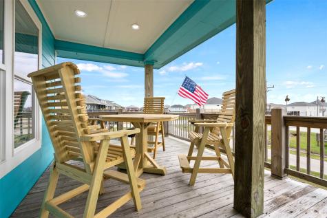965 Gulf Shores Drive Crystal Beach TX 77650