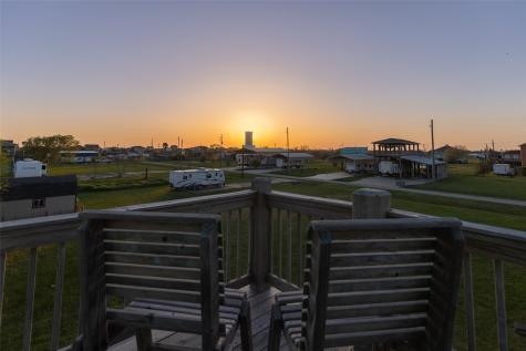 965 Gulf Shores Drive Crystal Beach TX 77650