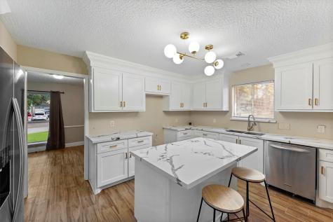 2803 Blue Glen Lane Houston TX 77073