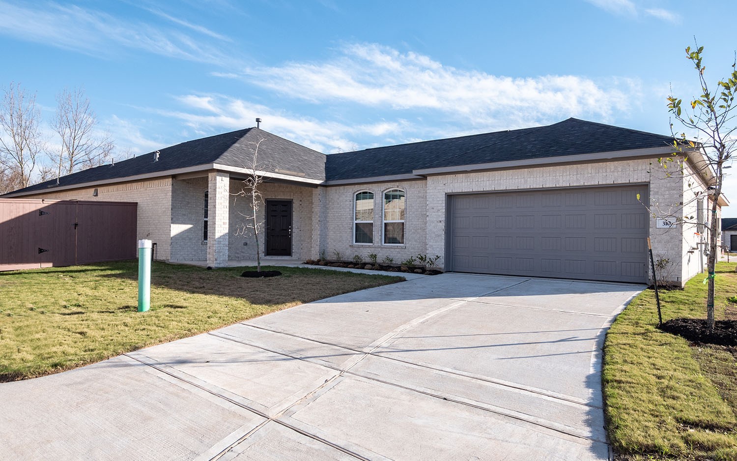 310 Barred Owl Court Clute TX 77531