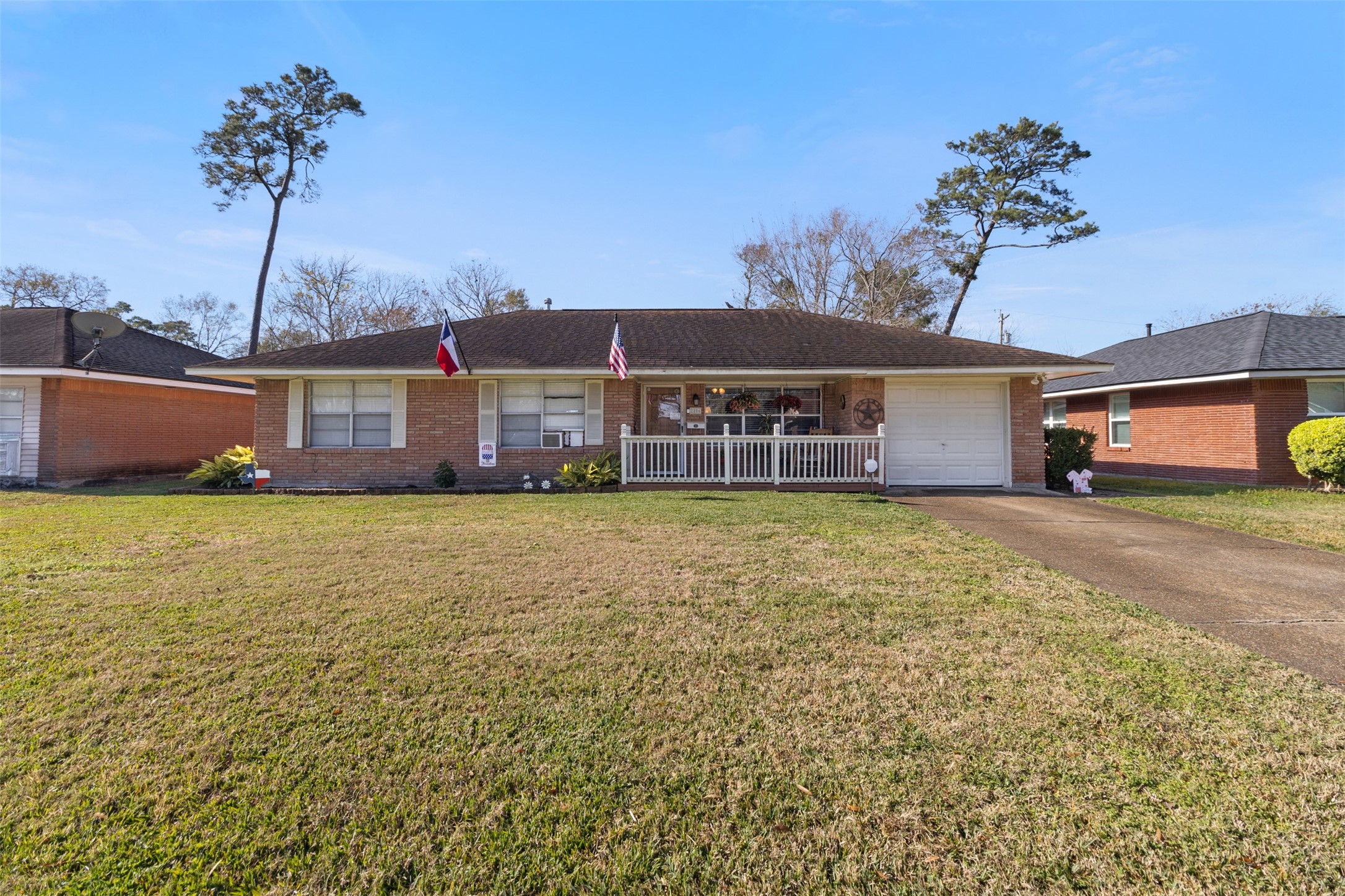 2806 Woodlawn Street Dickinson TX 77539