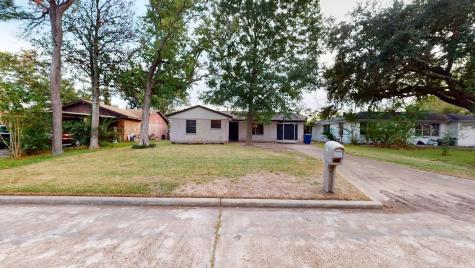 2917 15th Avenue N Texas City TX 77590