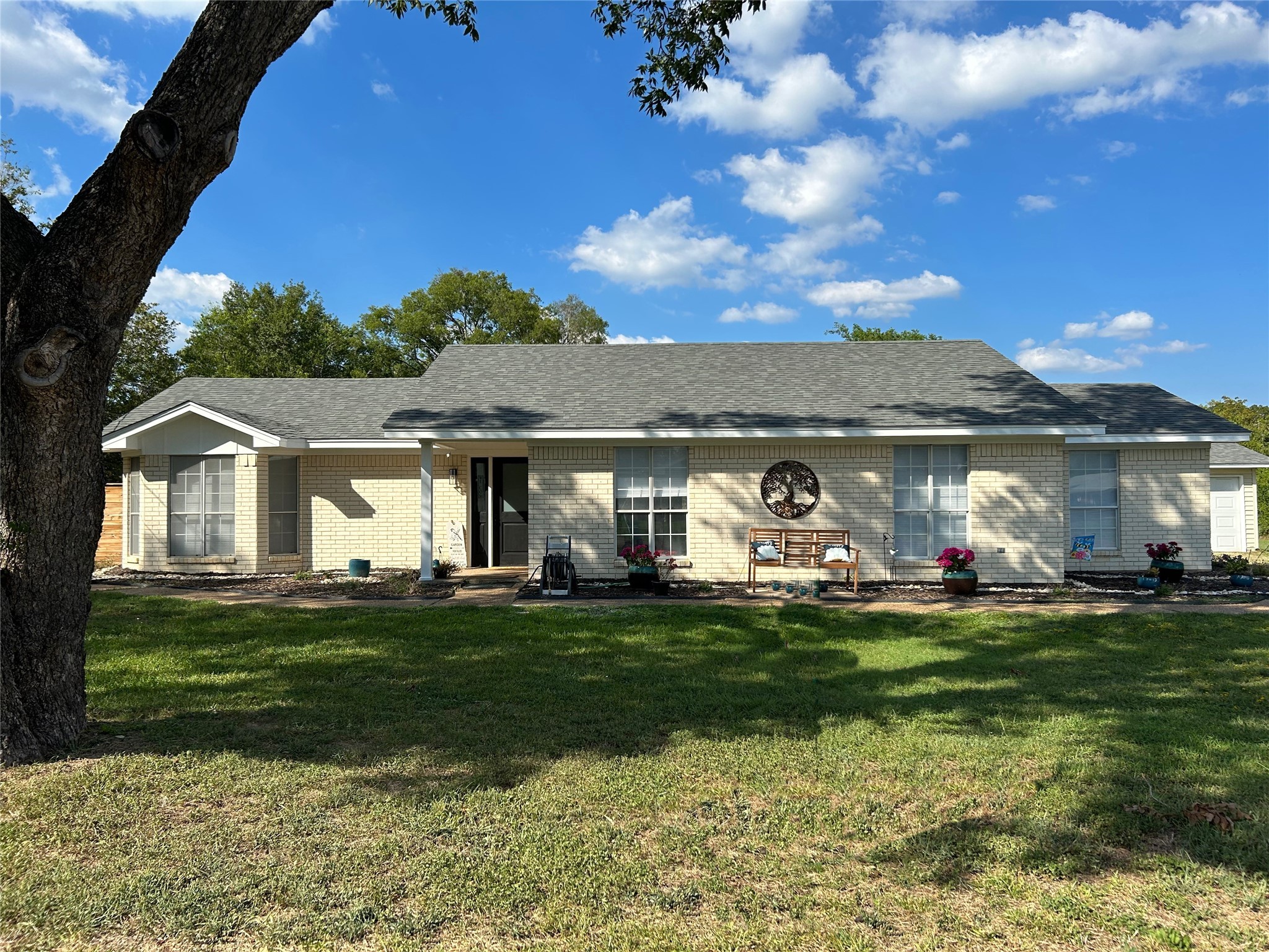 1303 Poplar Street Teague TX 75860