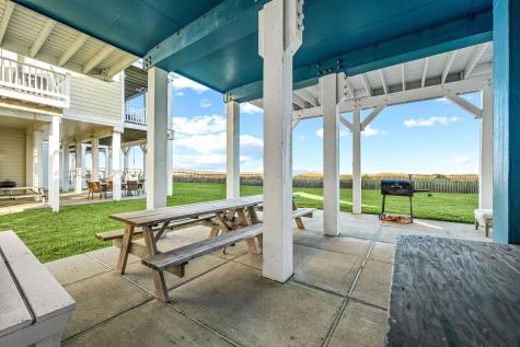 4223 King Rail Circle Galveston TX 77554