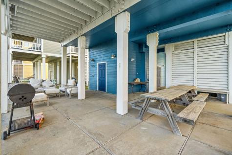 4223 King Rail Circle Galveston TX 77554