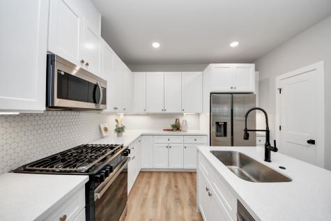 5811 Francis Oak Place Houston TX 77091