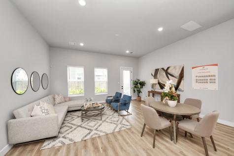 5811 Francis Oak Place Houston TX 77091
