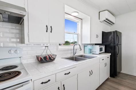 106 E Madison Avenue Port O Connor TX 77982