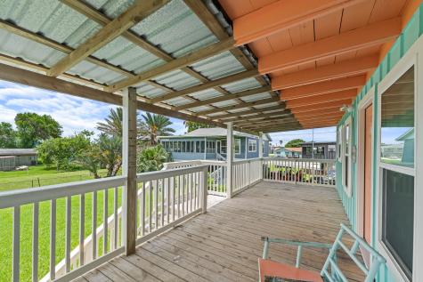 106 E Madison Avenue Port O Connor TX 77982