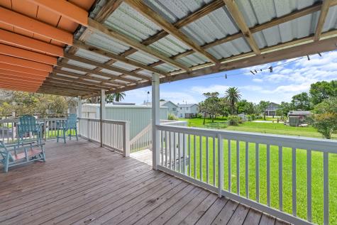 106 E Madison Avenue Port O Connor TX 77982