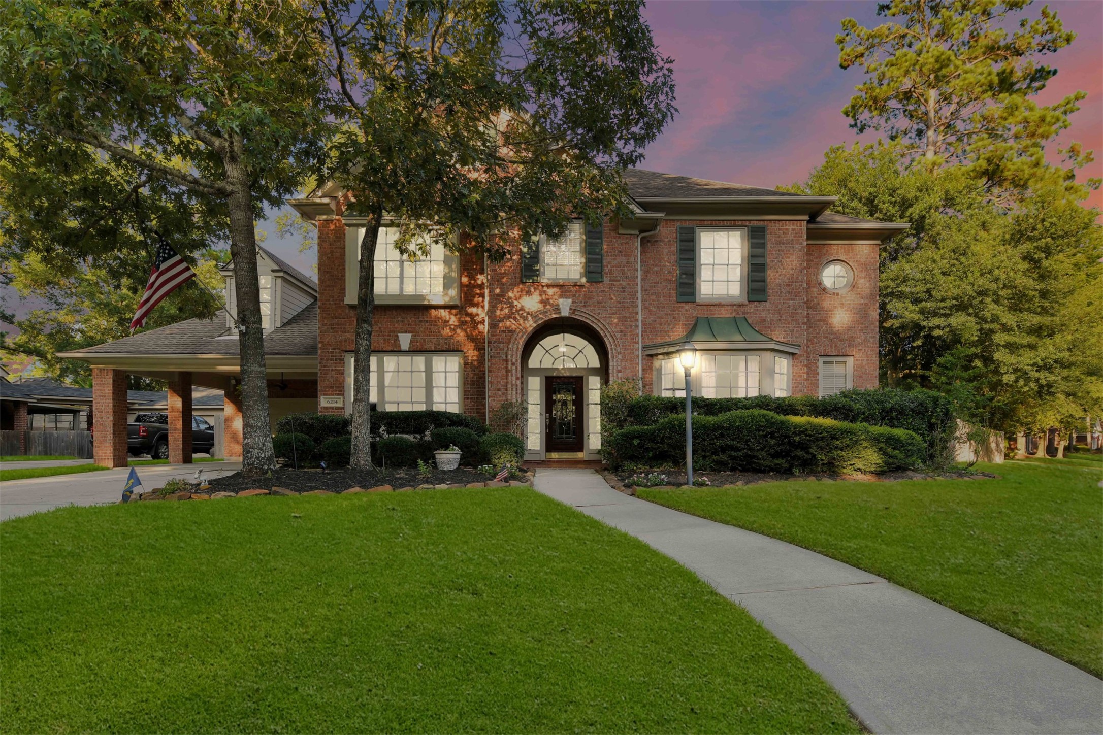 6214 Gladehill Drive Kingwood TX 77345