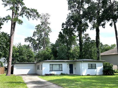 539 W 34th Street Houston TX 77018