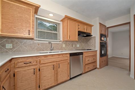 2834 Cotton Stock Drive Sugar Land TX 77479