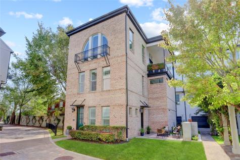 620 Delano Street Houston TX 77003